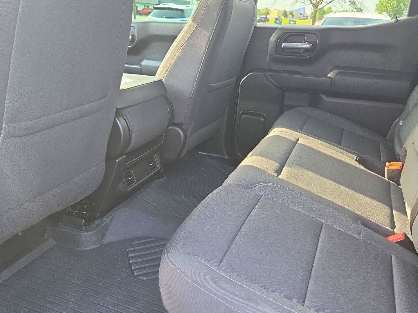 Used 2023 Chevrolet Silverado 1500 Custom Trail Boss w/ LPO, Dark Essentials Package AWD/4WD image 21