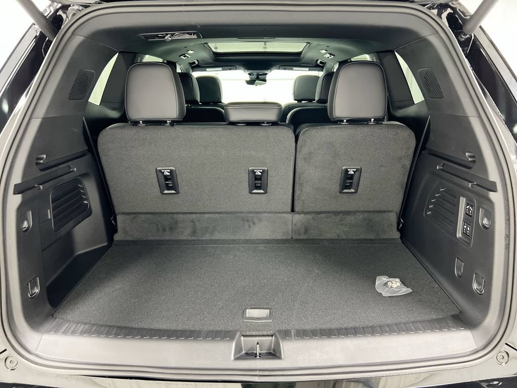 New 2026 Buick Enclave Avenir w/ Super Cruise Package AWD/4WD image 25