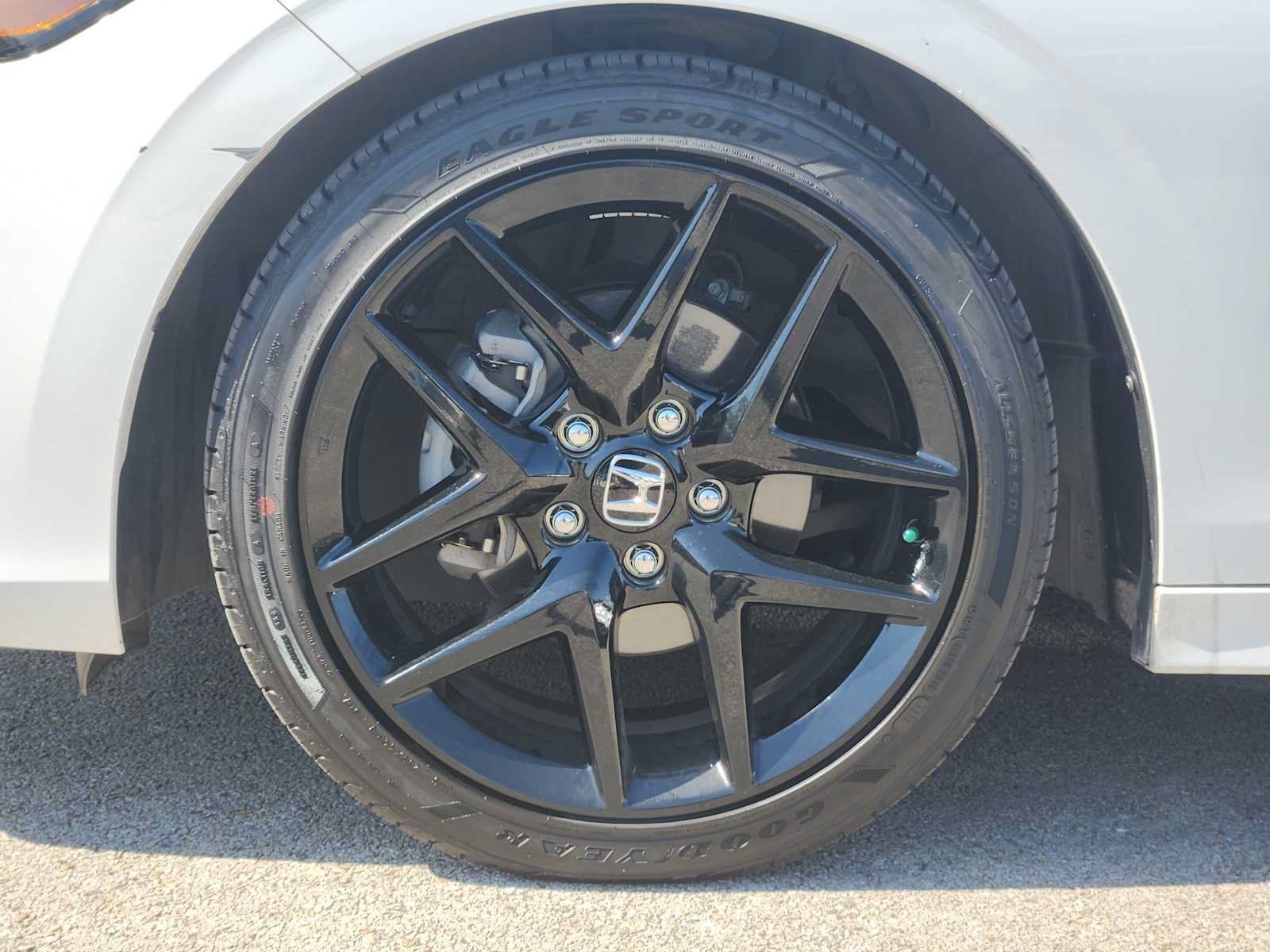 Used 2023 Honda Civic Sport image 9