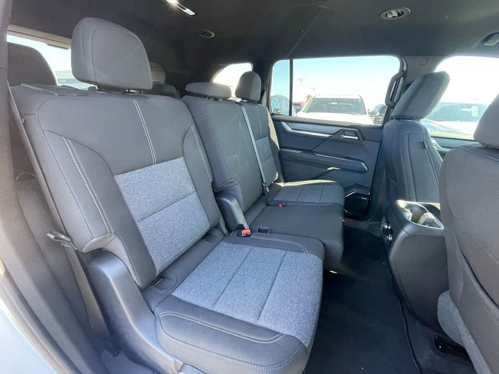 New 2026 GMC Acadia Elevation image 25