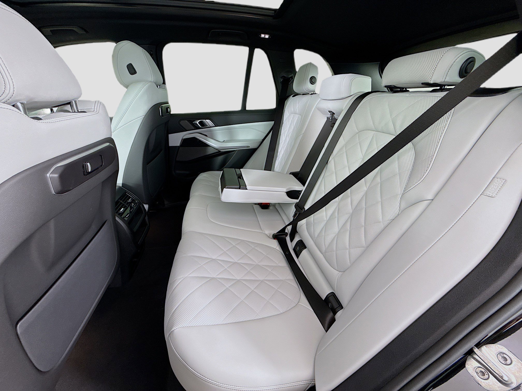 Used 2026 BMW X5 sDrive40i w/ M Sport Package RWD image 25