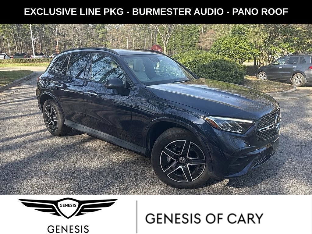 Used 2023 Mercedes-Benz GLC 300 4MATIC image 1