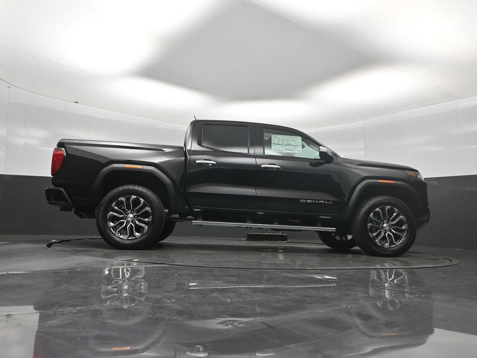 New 2026 GMC Canyon Denali AWD/4WD image 25