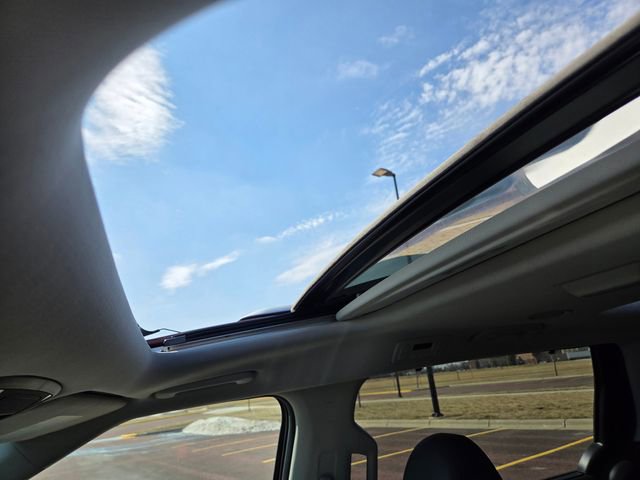 Used 2024 Kia Carnival SX Prestige FWD image 35