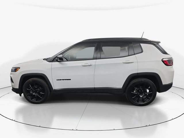 Used 2022 Jeep Compass Altitude w/ Convenience Group image 6