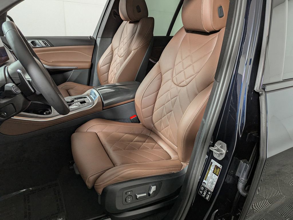 Certified 2024 BMW X5 xDrive40i w/ M Sport Package image 19