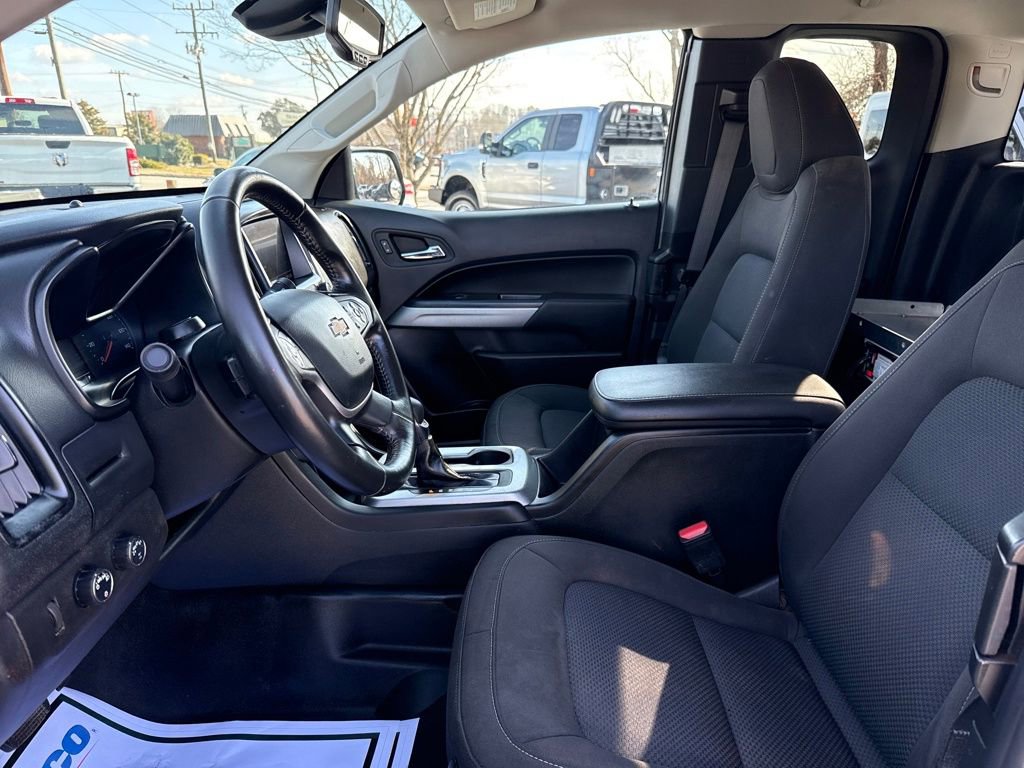 Used 2022 Chevrolet Colorado LT w/ Fleet Safety Package image 12