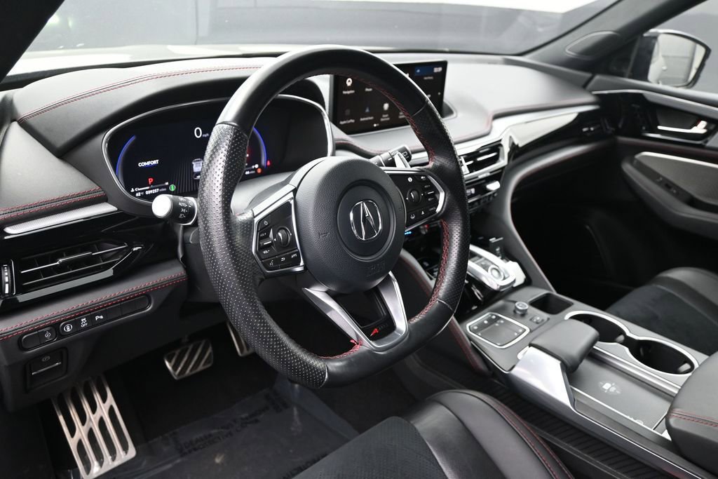 Used 2023 Acura MDX A-Spec AWD/4WD image 18