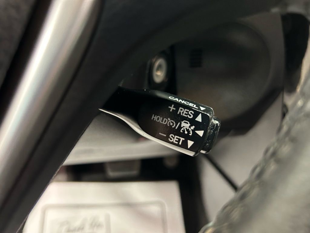 Used 2017 Toyota Corolla SE w/ Carpet Mat Package (TMS) image 12