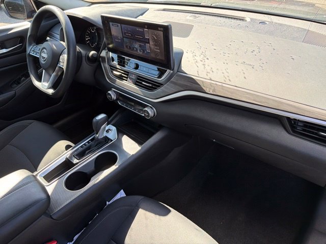 Used 2025 Nissan Altima 2.5 SV w/ SV Special Edition Package FWD image 11