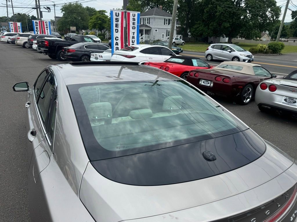 Used 2019 Lincoln MKZ Reserve w/ Reserve Plus Package AWD/4WD image 14