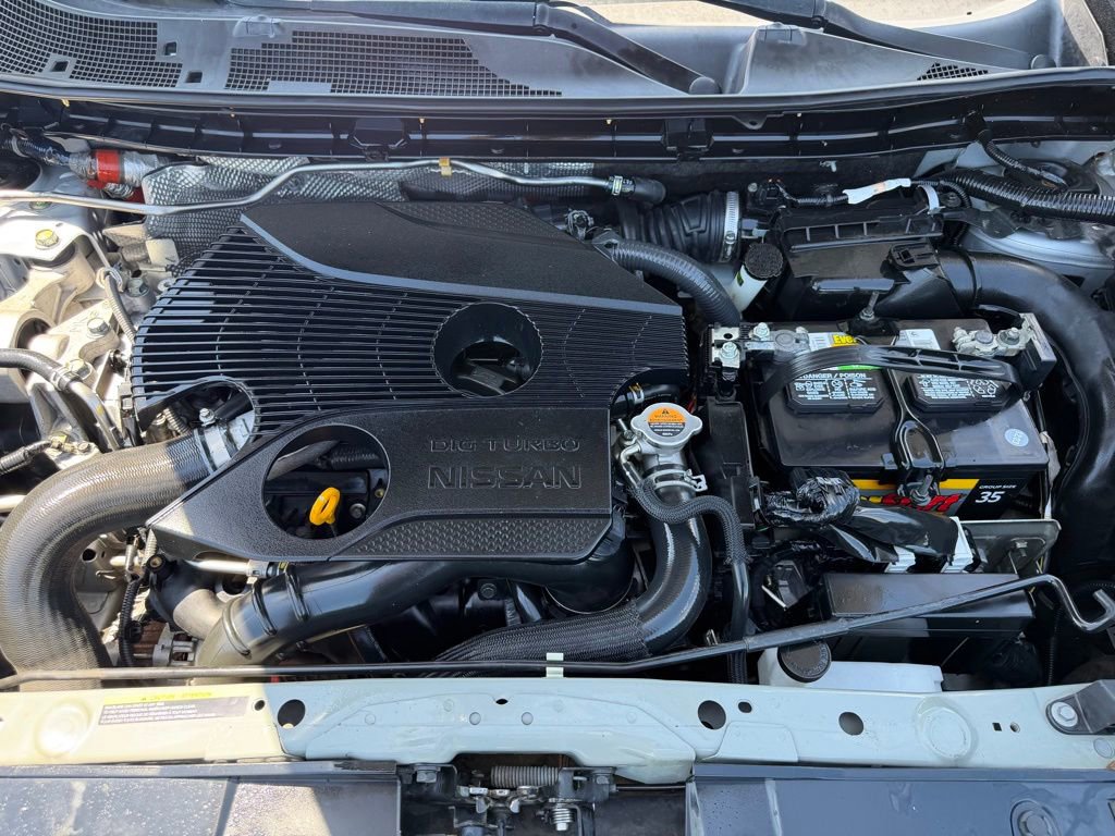 Used 2016 Nissan Juke SV w/ Technology Package FWD image 39