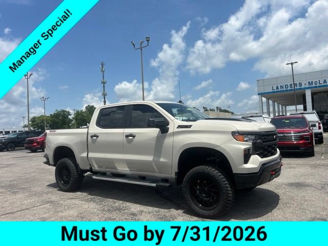 New 2026 Chevrolet Silverado 1500 Custom Trail Boss w/ LPO, Dark Essentials Package AWD/4WD video 1