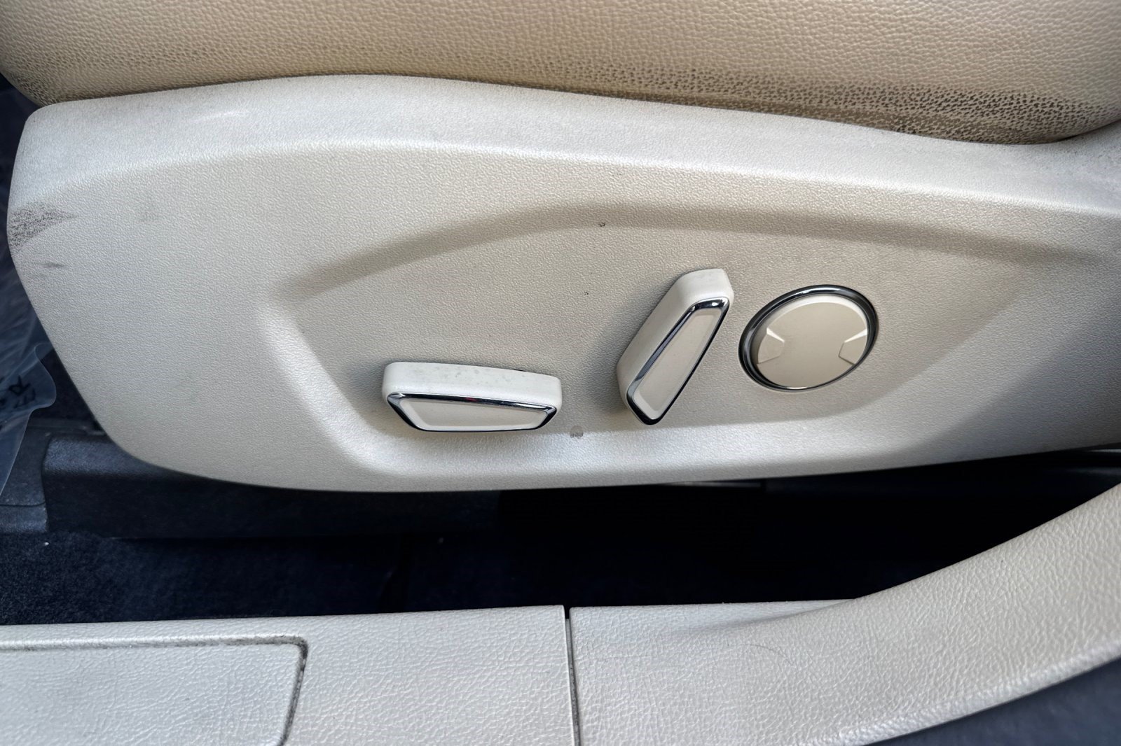 Used 2013 Ford Fusion SE FWD image 14