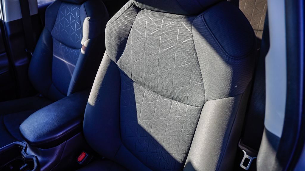 Used 2023 Toyota RAV4 XLE AWD/4WD image 29