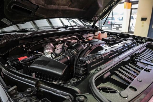 Used 2022 GMC Sierra 3500 Denali w/ Denali Black Diamond Edition image 46