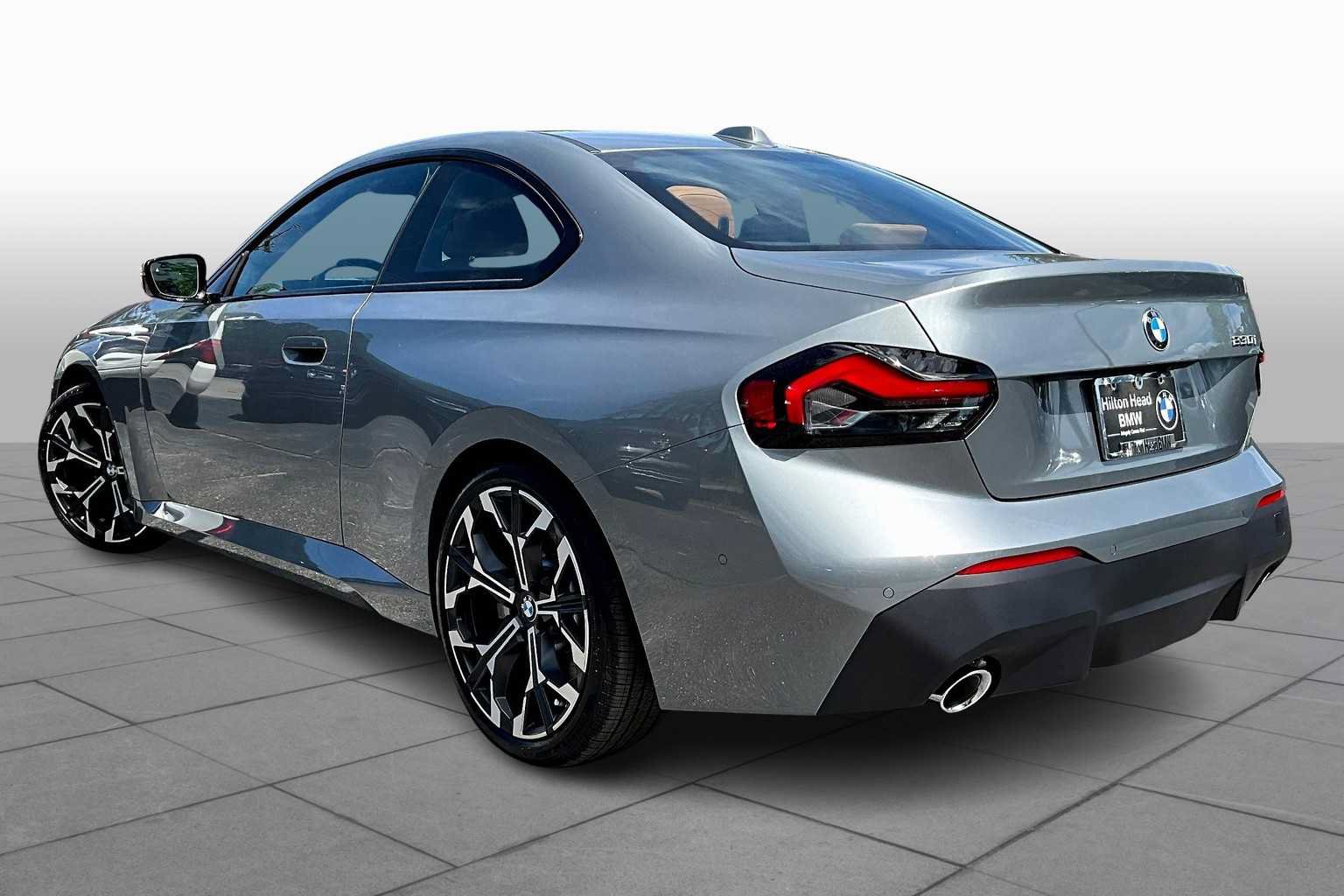 New 2025 BMW 230i Coupe w/ Premium Package RWD image 12