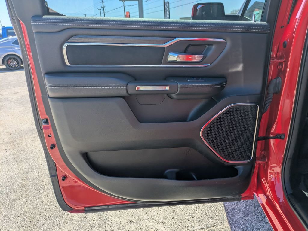 Used 2024 RAM 1500 Laramie image 25