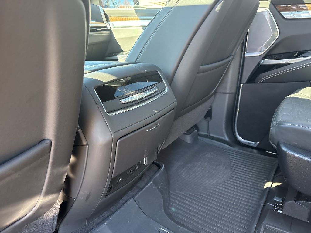Used 2025 Cadillac Escalade Sport Platinum w/ LPO, Floor Liner Package image 17