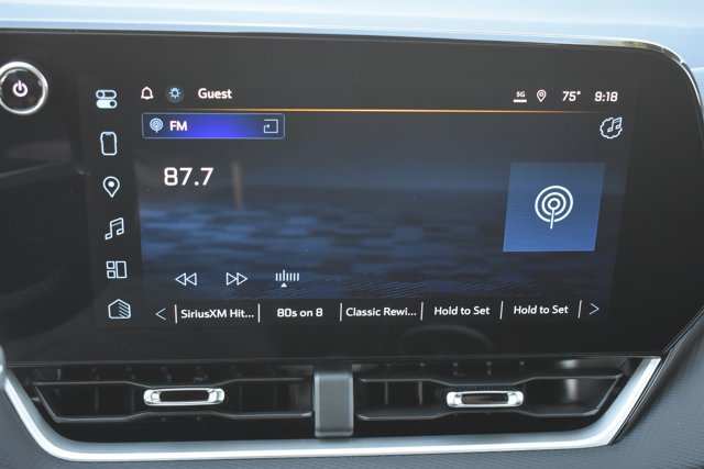 New 2027 Chevrolet Equinox LT w/ Safety and Technology Package FWD image 21