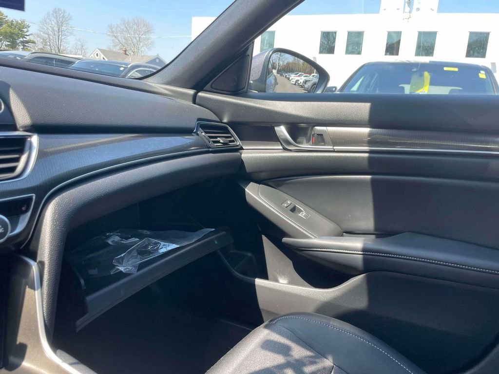 Certified 2018 Honda Accord Sport image 34