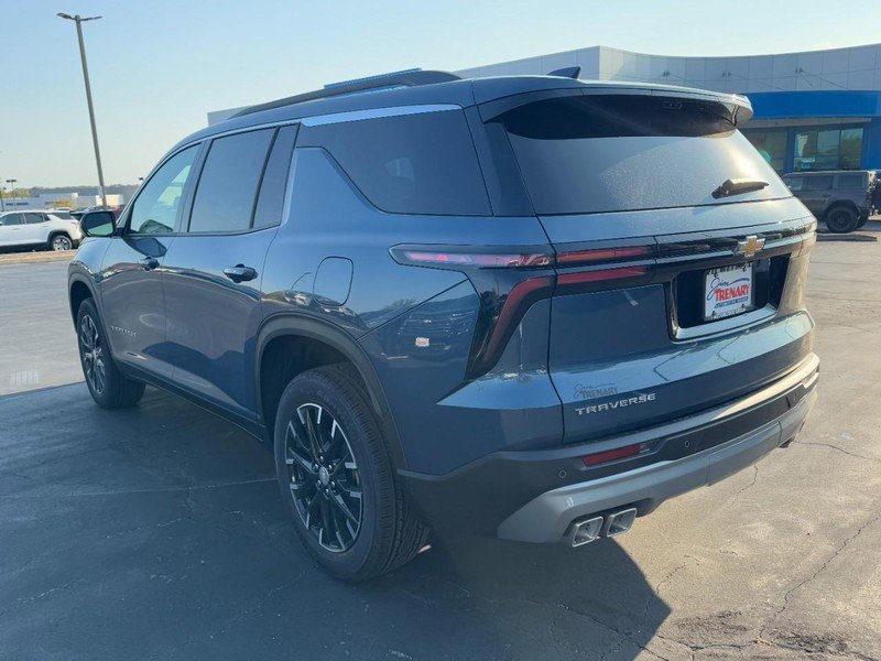 New 2026 Chevrolet Traverse LT w/ Sun and Wheel Package image 5
