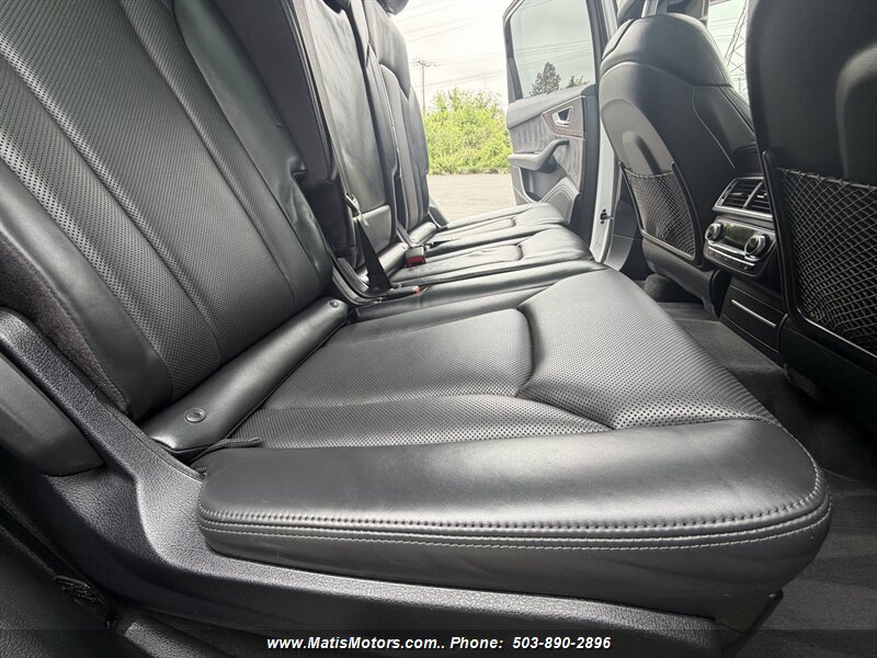 Used 2017 Audi Q7 3.0T Prestige AWD/4WD image 13