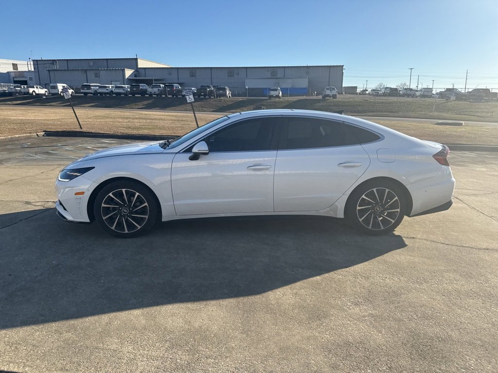 Used 2023 Hyundai Sonata Limited w/ Cargo Package image 8