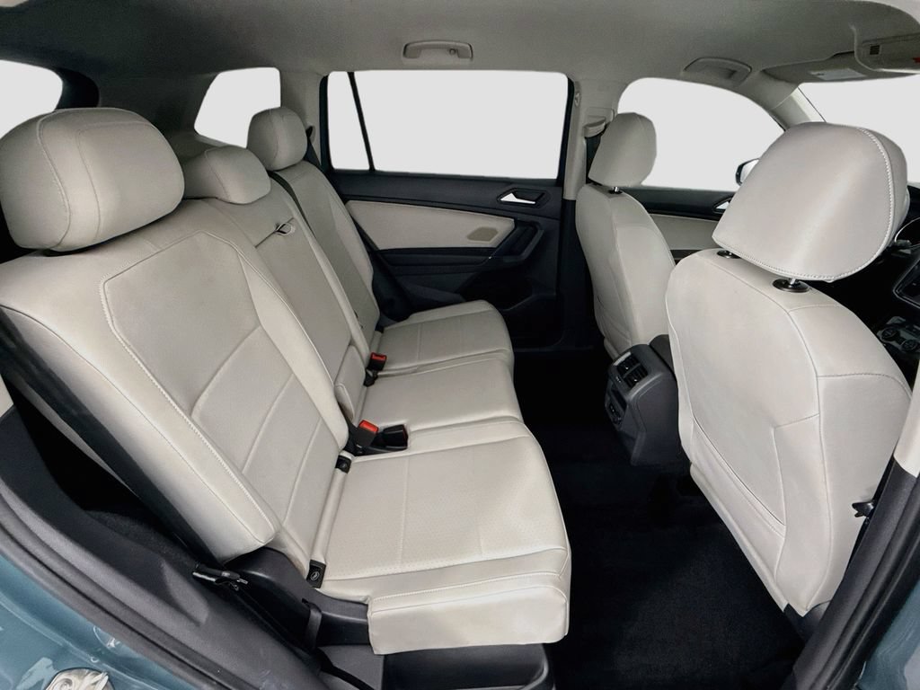 Used 2020 Volkswagen Tiguan SE AWD/4WD image 20