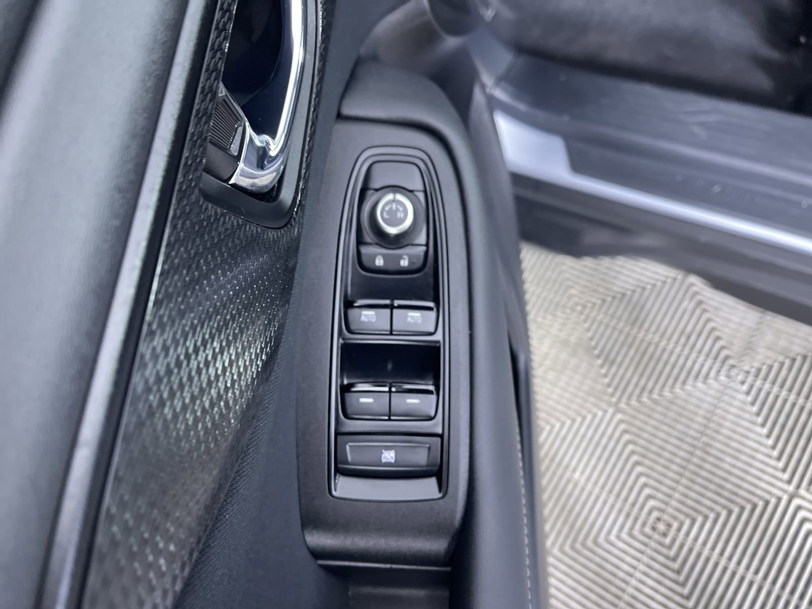 Certified 2023 Subaru Outback Premium AWD/4WD image 14