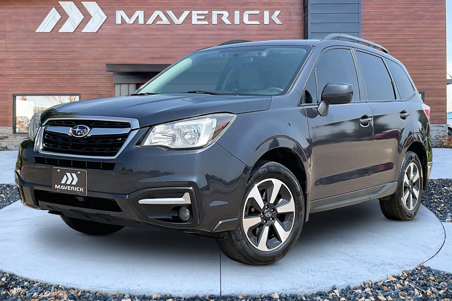 Used 2017 Subaru Forester 2.5i Premium AWD/4WD image 3
