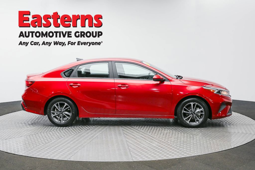 Used 2023 Kia Forte LXS image 4