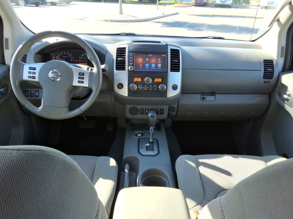Used 2021 Nissan Frontier SV RWD image 20