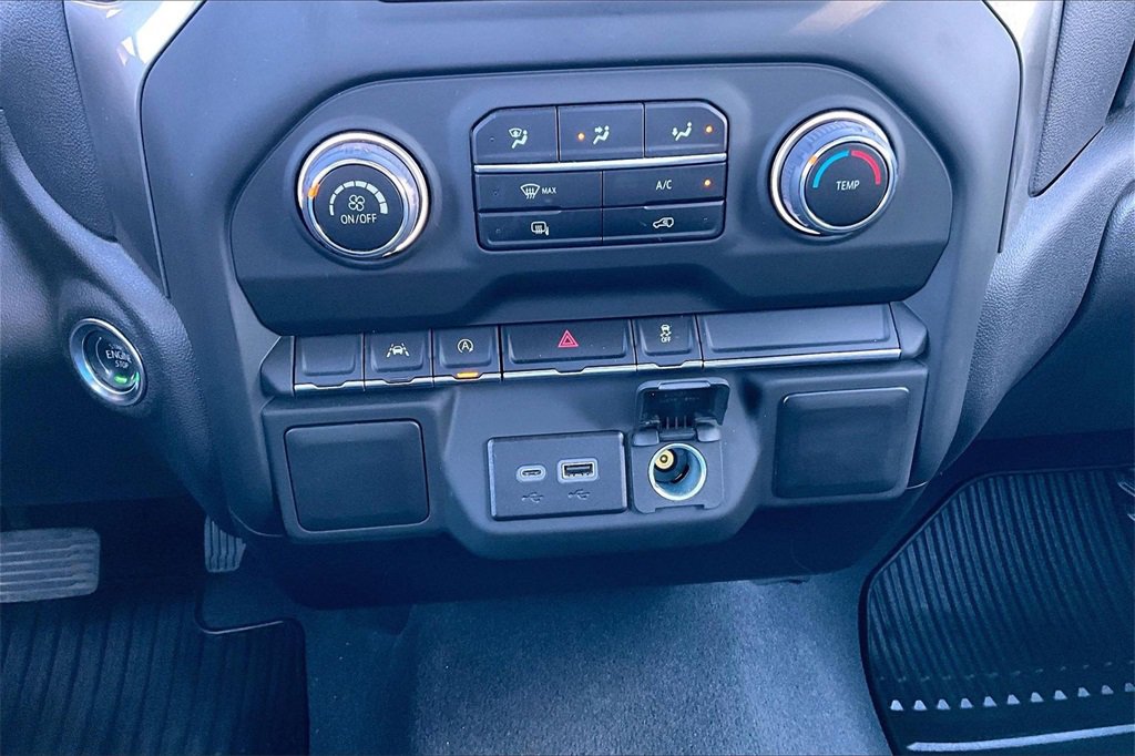 Used 2025 Chevrolet Silverado 1500 W/T w/ Trailering Package image 10