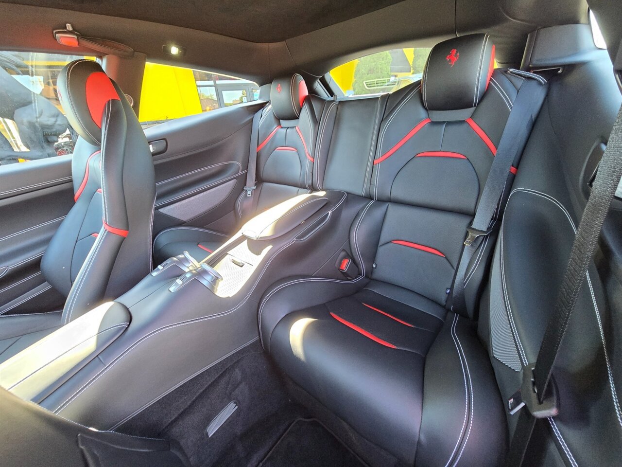Used 2017 Ferrari GTC4Lusso AWD/4WD image 25
