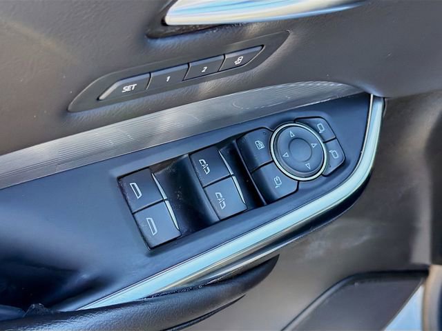 Used 2024 Cadillac XT4 Premium Luxury image 22