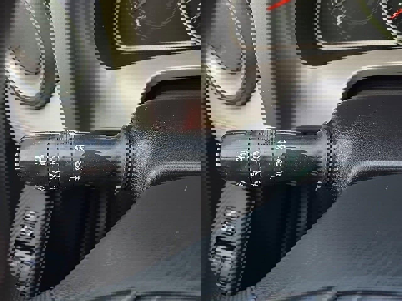 Used 2015 Toyota RAV4 XLE image 21