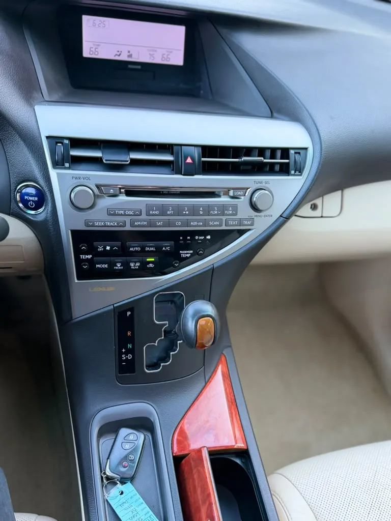 Used 2011 Lexus RX 450h AWD w/ Premium Pkg image 15