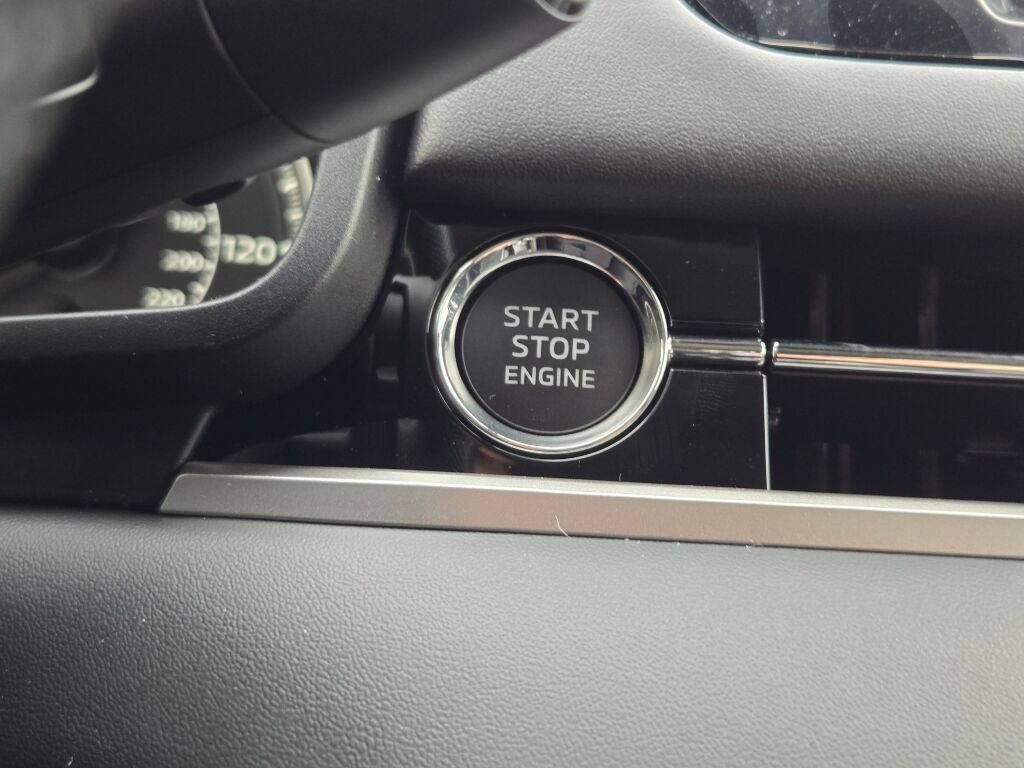 New 2026 Mitsubishi Outlander ES AWD/4WD image 18
