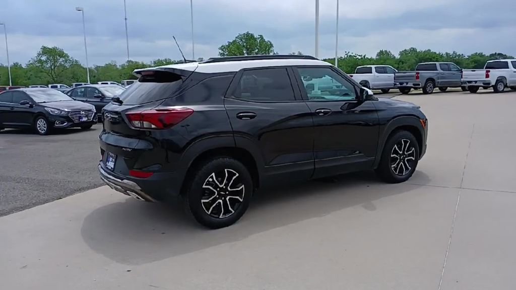 Used 2021 Chevrolet TrailBlazer ACTIV w/ Convenience Package image 8