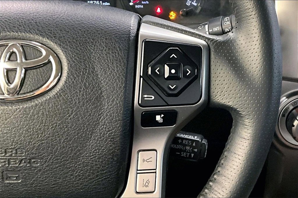 Used 2022 Toyota 4Runner SR5 Premium image 19