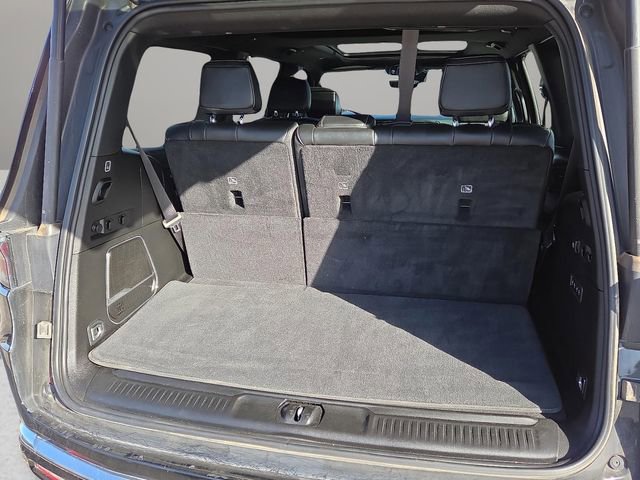 Used 2024 Jeep Wagoneer Series III w/ Premium Group I image 7
