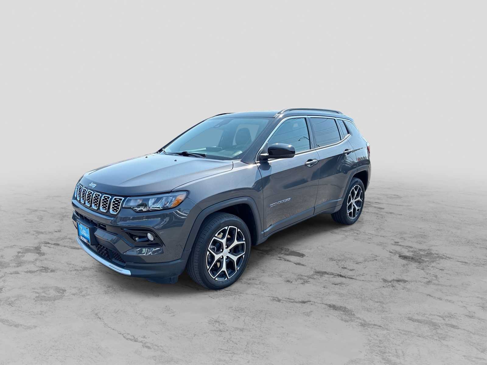 Used 2024 Jeep Compass Limited w/ Sun and Sound Group AWD/4WD image 4