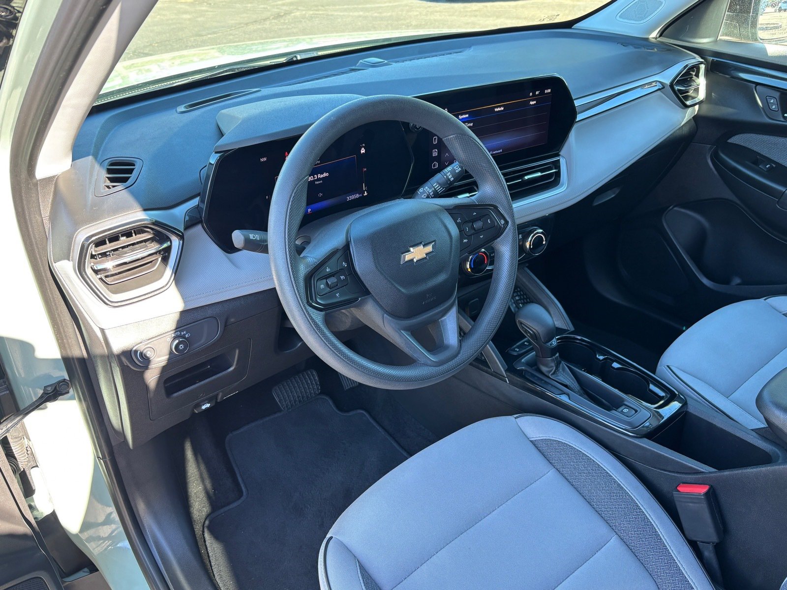 Used 2025 Chevrolet TrailBlazer LT FWD image 20