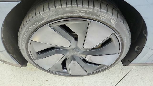 Used 2024 Lucid Air Touring AWD/4WD image 58