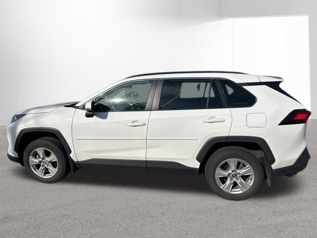 Certified 2021 Toyota RAV4 XLE w/ Convenience Package AWD/4WD image 13