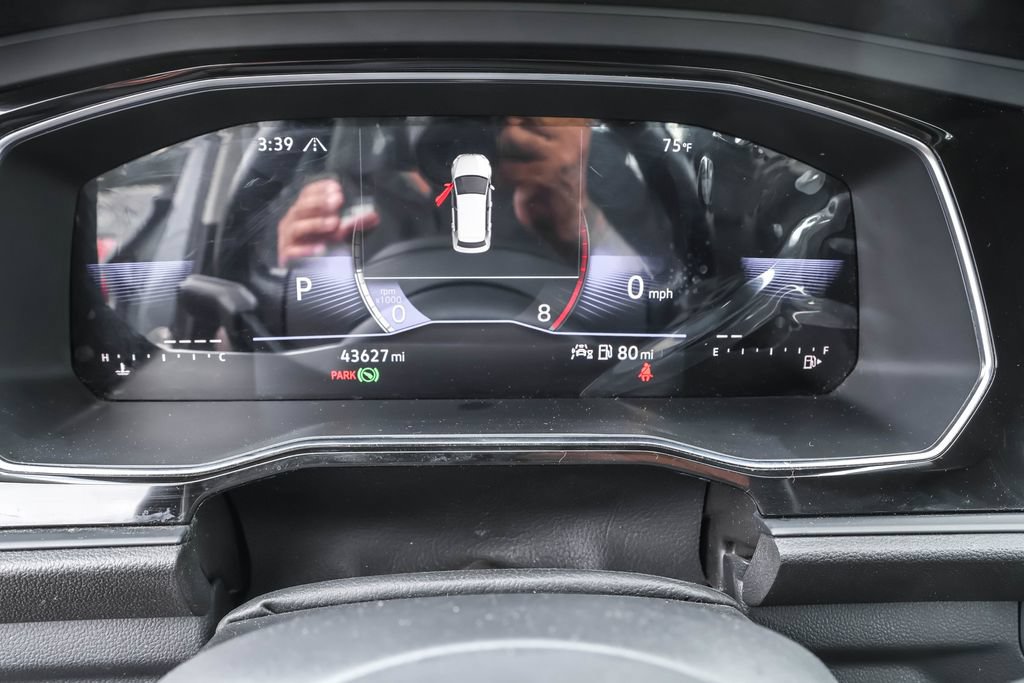Certified 2023 Volkswagen Jetta SE FWD image 19