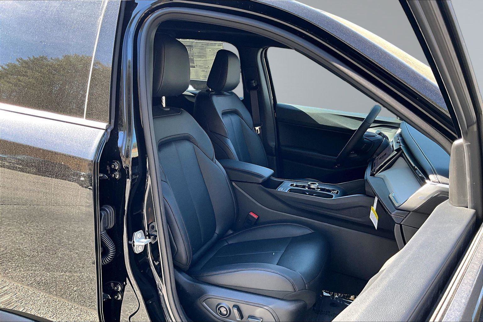 New 2026 Jeep Cherokee Limited AWD/4WD image 8