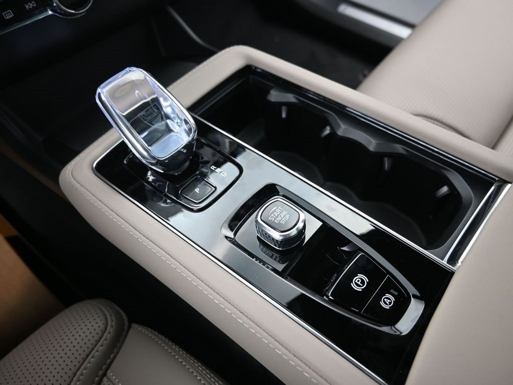 New 2026 Volvo XC90 B6 Ultra w/ Lounge Package image 26