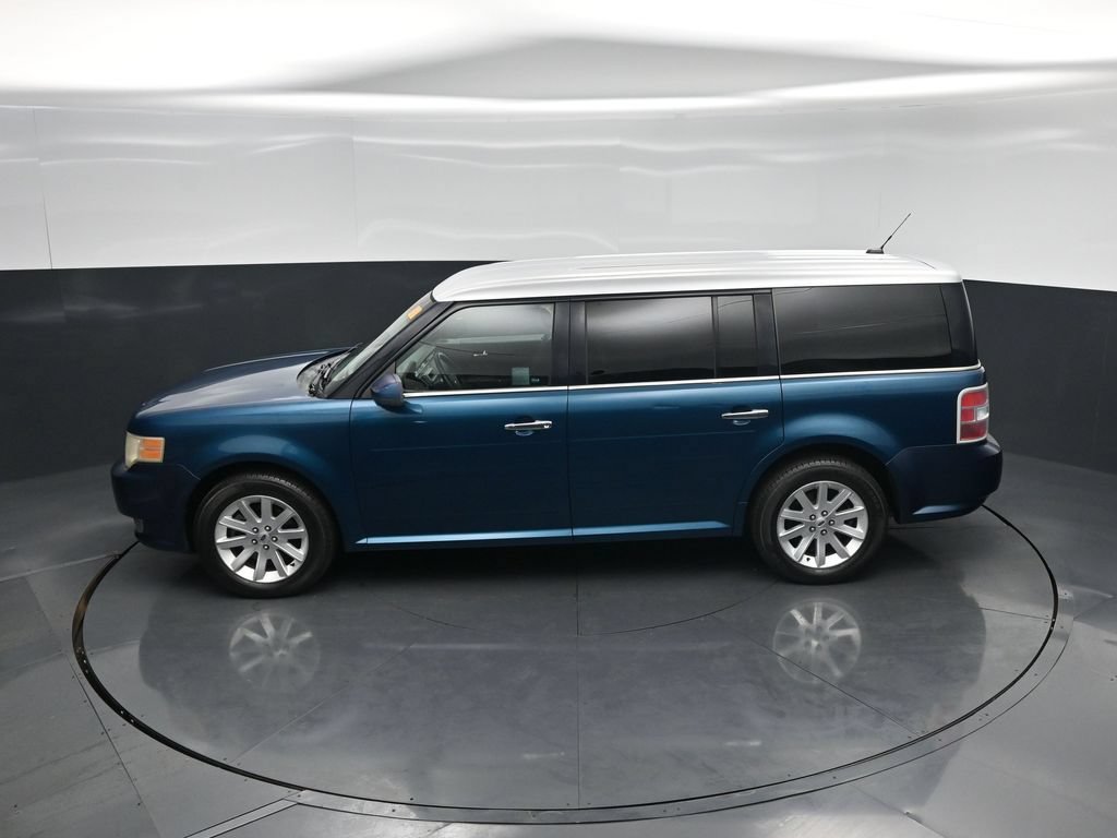Used 2011 Ford Flex SEL FWD image 39